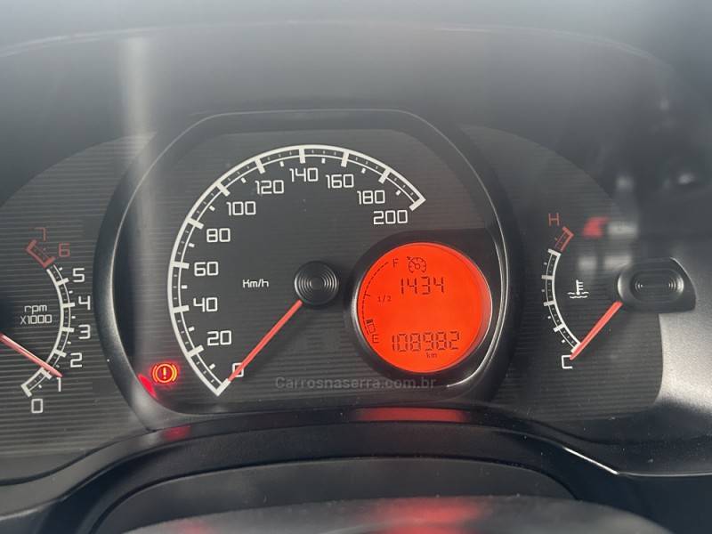 FIAT - STRADA - 2017/2018 - Branca - R$ 53.000,00