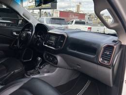 FIAT - TORO - 2018/2018 - Branca - Sob Consulta