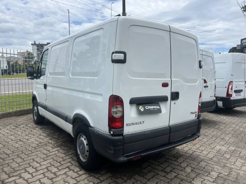 RENAULT - MASTER - 2011/2011 - Branca - R$ 80.000,00