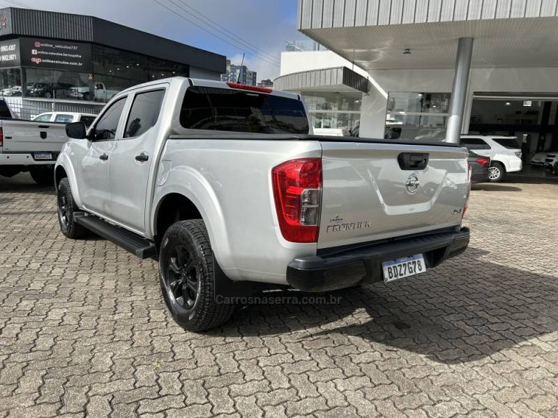 NISSAN - FRONTIER - 2019/2020 - Prata - R$ 117.000,00