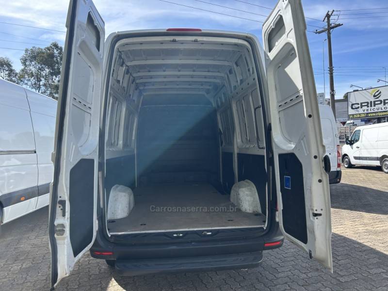 MERCEDES-BENZ - SPRINTER - 2021/2022 - Branca - R$ 219.000,00