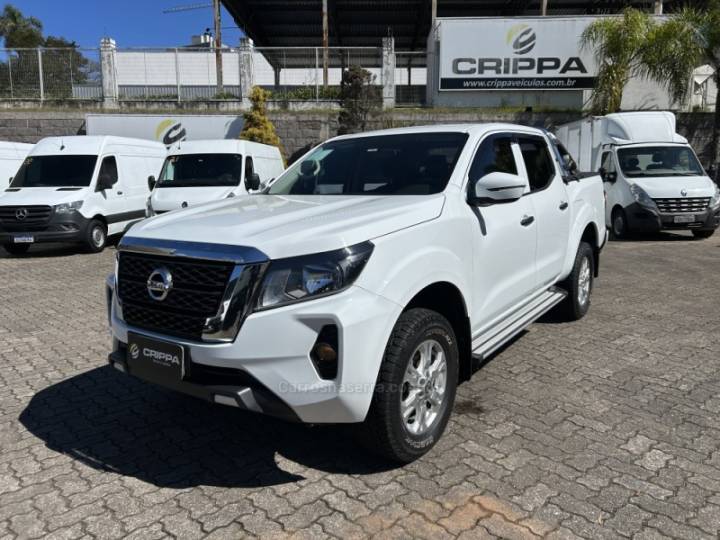 NISSAN - FRONTIER - 2022/2023 - Branca - R$ 170.000,00