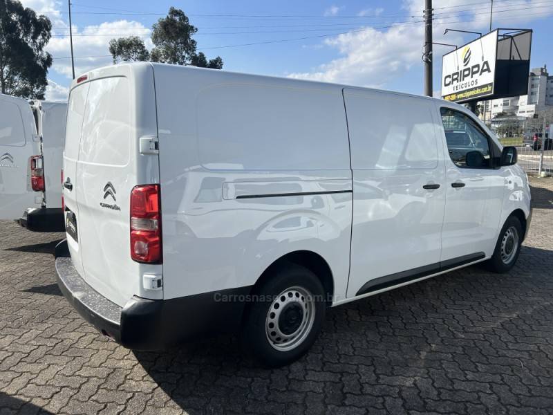 CITROËN - JUMPY - 2021/2022 - Branca - R$ 115.000,00
