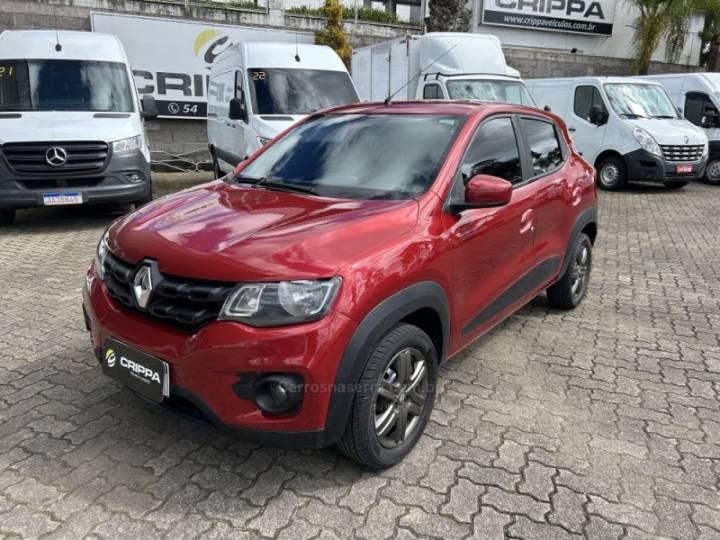 RENAULT - KWID - 2021/2022 - Vermelha - R$ 42.000,00