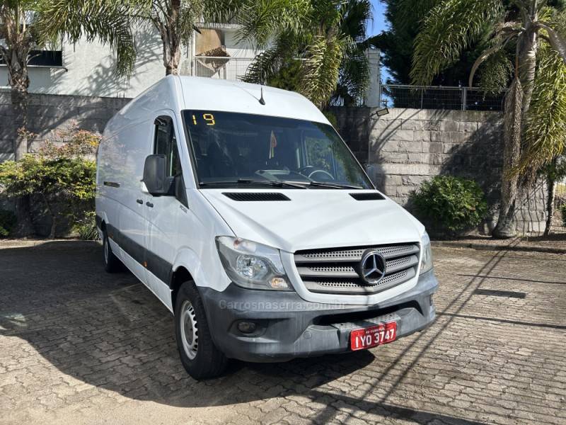 MERCEDES-BENZ - SPRINTER - 2018/2019 - Branca - R$ 185.000,00