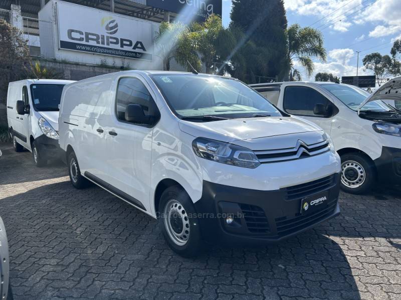 CITROËN - JUMPY - 2021/2022 - Branca - R$ 115.000,00