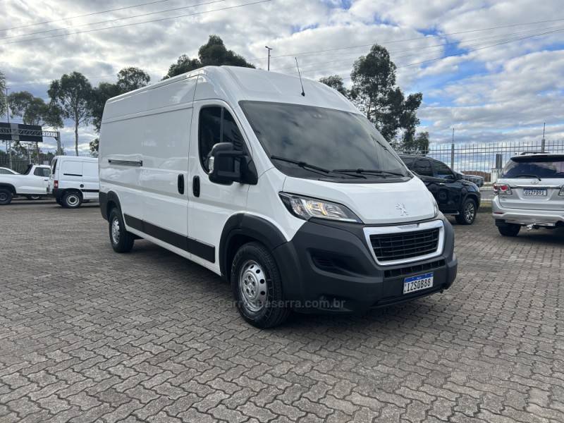 PEUGEOT - BOXER - 2019/2020 - Branca - R$ 147.000,00