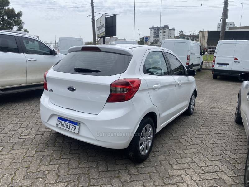 FORD - KA - 2015/2015 - Branca - R$ 38.000,00