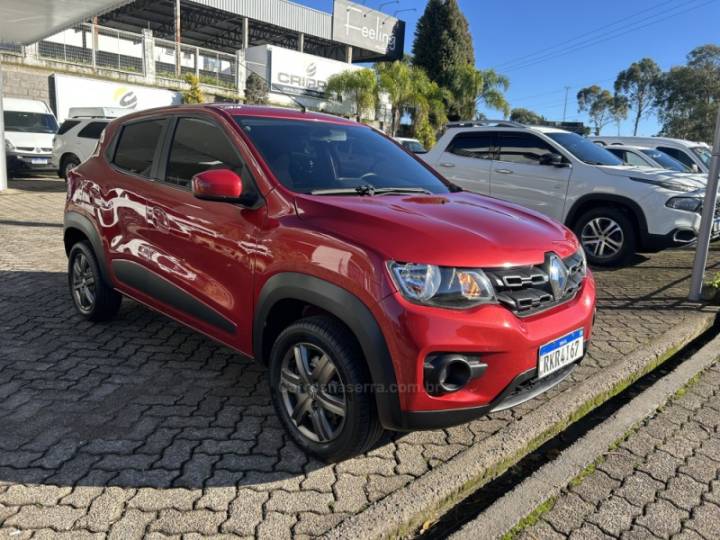 RENAULT - KWID - 2021/2022 - Vermelha - R$ 41.000,00