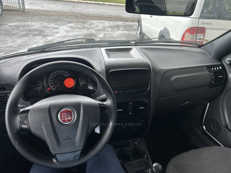 FIAT - STRADA - 2017/2018 - Branca - R$ 53.000,00