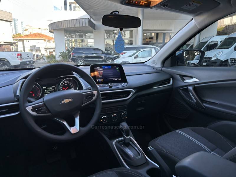 CHEVROLET - TRACKER - 2025/2025 - Branca - R$ 125.000,00