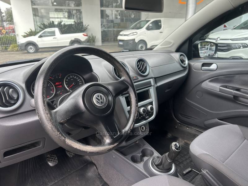VOLKSWAGEN - SAVEIRO - 2012/2013 - Azul - R$ 50.000,00