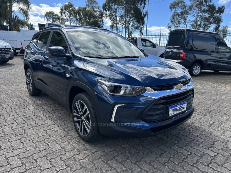 CHEVROLET - TRACKER - 2024/2025 - Bege - R$ 120.000,00