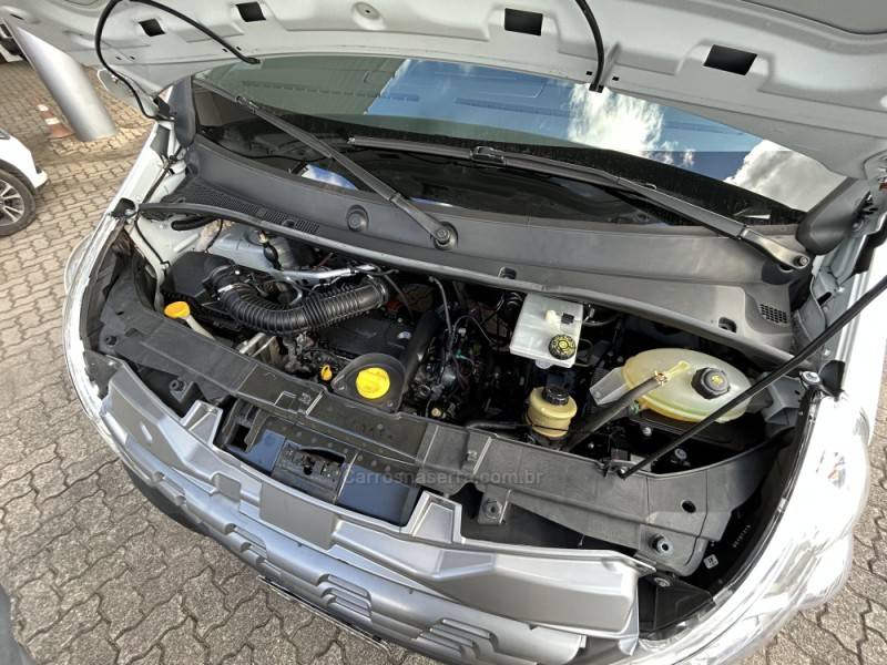 RENAULT - MASTER - 2019/2020 - Branca - R$ 165.000,00