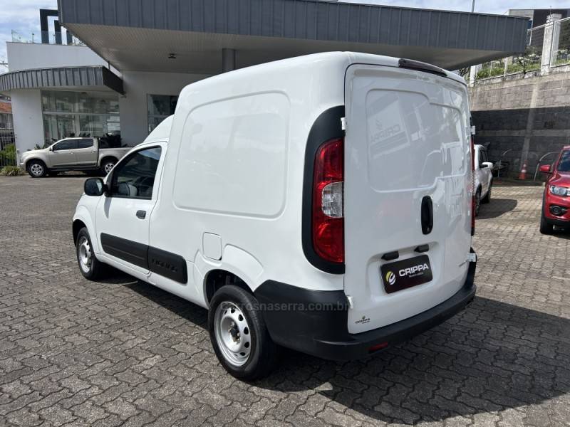 FIAT - FIORINO - 2023/2024 - Branca - R$ 95.000,00