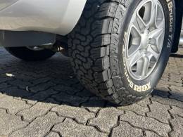 FORD - RANGER - 2013/2014 - Prata - R$ 112.000,00