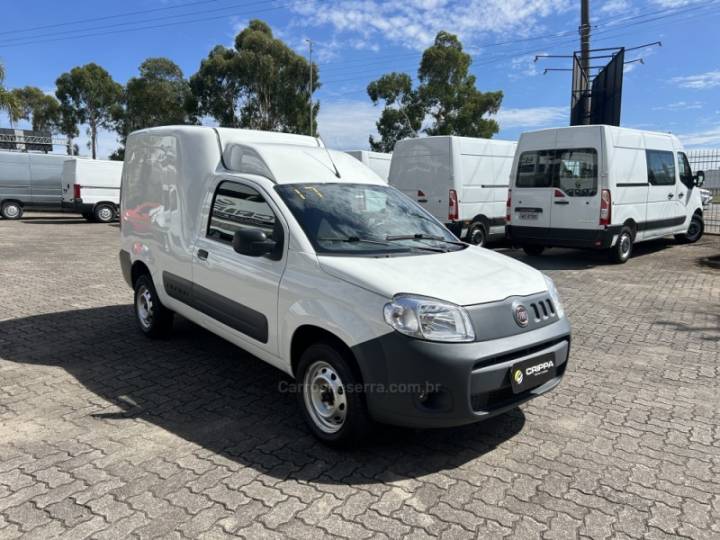 FIAT - FIORINO - 2016/2017 - Branca - R$ 65.000,00