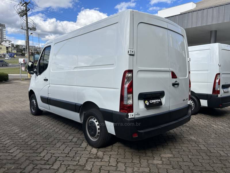 RENAULT - MASTER - 2019/2020 - Branca - R$ 165.000,00