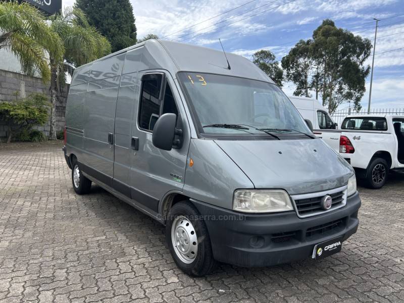 FIAT - DUCATO - 2012/2013 - Prata - R$ 110.000,00