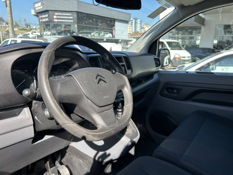 CITROËN - JUMPY - 2021/2022 - Branca - R$ 115.000,00