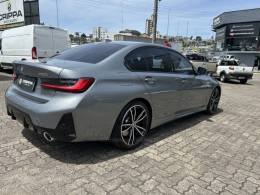 BMW - 320I - 2022/2023 - Cinza - R$ 280.000,00
