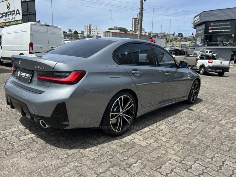 BMW - 320I - 2022/2023 - Cinza - R$ 280.000,00