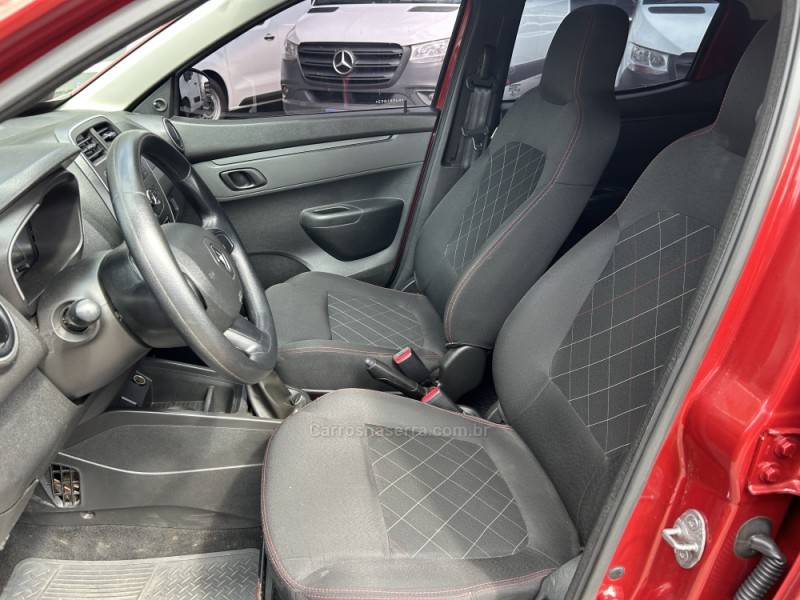 RENAULT - KWID - 2021/2022 - Vermelha - R$ 42.000,00