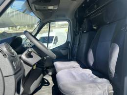 RENAULT - MASTER - 2018/2019 - Branca - R$ 125.000,00