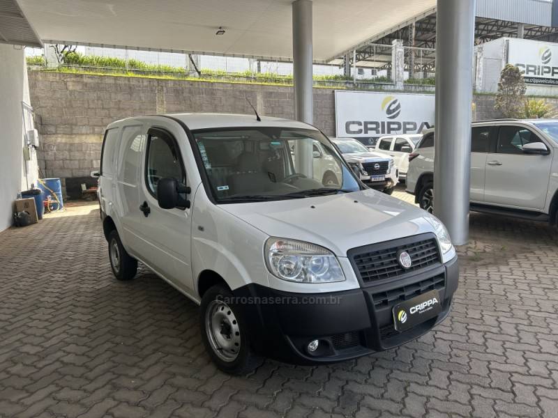 FIAT - DOBLÓ - 2013/2013 - Branca - R$ 53.000,00