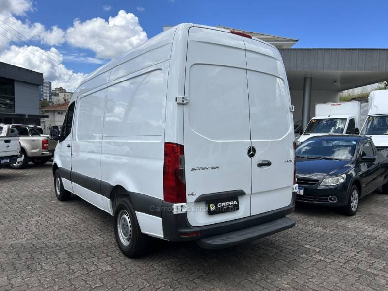 MERCEDES-BENZ - SPRINTER - 2021/2022 - Branca - R$ 220.000,00