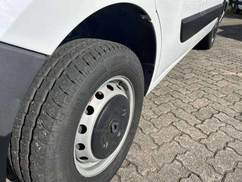 RENAULT - MASTER - 2019/2020 - Branca - R$ 165.000,00