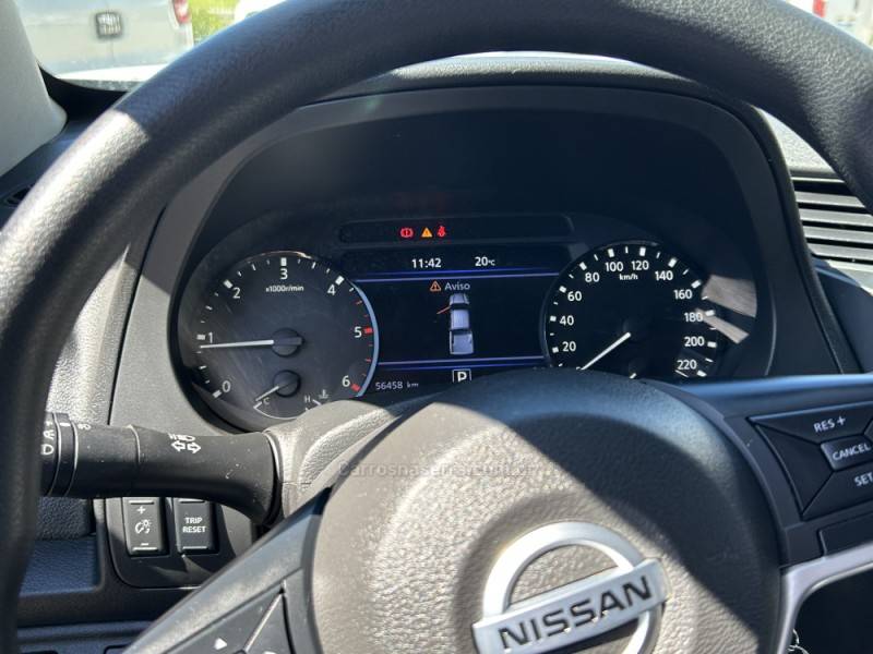 NISSAN - FRONTIER - 2022/2023 - Branca - R$ 170.000,00