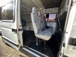 RENAULT - MASTER - 2010/2011 - Branca - R$ 105.000,00