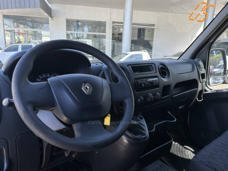 RENAULT - MASTER - 2019/2020 - Branca - R$ 162.000,00