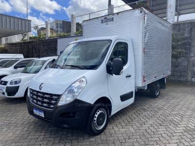 RENAULT - MASTER - 2015/2016 - Branca - R$ 135.000,00