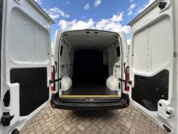 RENAULT - MASTER - 2019/2020 - Branca - R$ 165.000,00