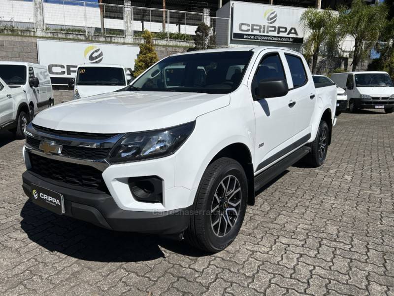 CHEVROLET - S10 - 2021/2022 - Branca - R$ 130.000,00