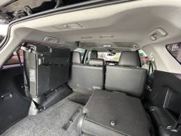 TOYOTA - HILUX SW4 - 2022/2022 - Preta - R$ 315.000,00