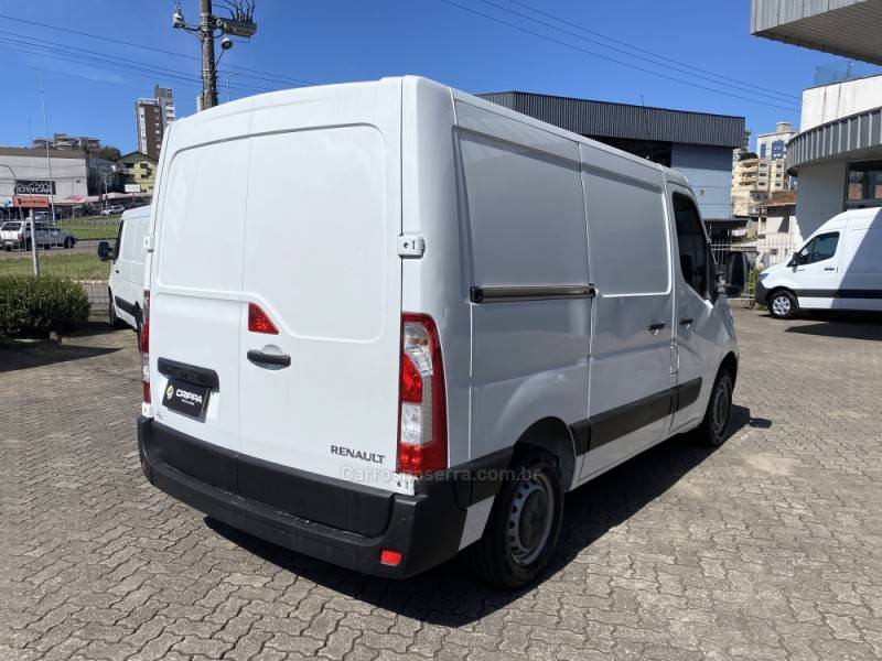 RENAULT - MASTER - 2019/2020 - Branca - R$ 165.000,00