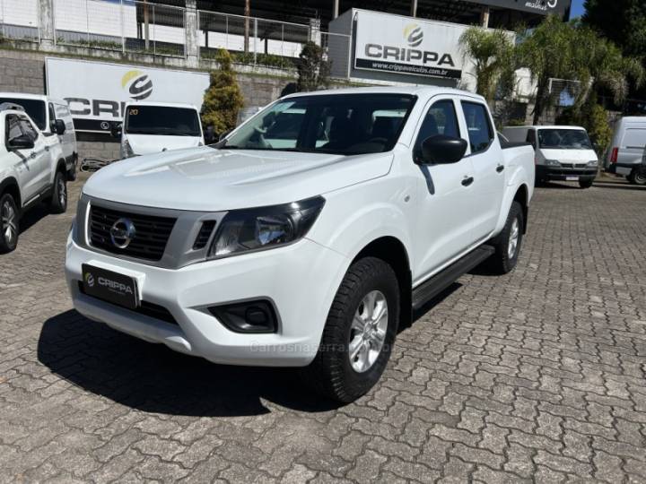NISSAN - FRONTIER - 2021/2022 - Branca - R$ 145.000,00