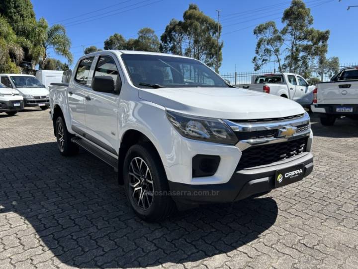 CHEVROLET - S10 - 2021/2022 - Branca - R$ 130.000,00