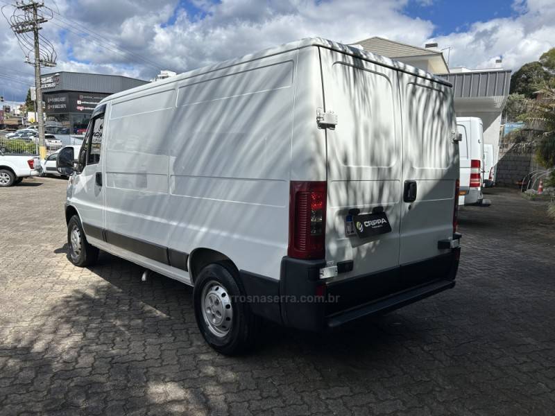 FIAT - DUCATO - 2012/2013 - Branca - R$ 90.000,00