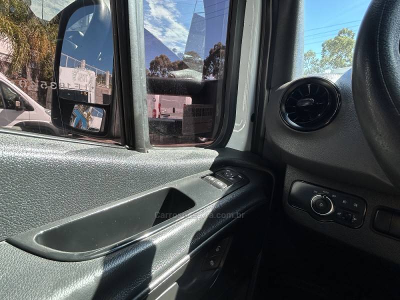 MERCEDES-BENZ - SPRINTER - 2019/2020 - Branca - R$ 210.000,00