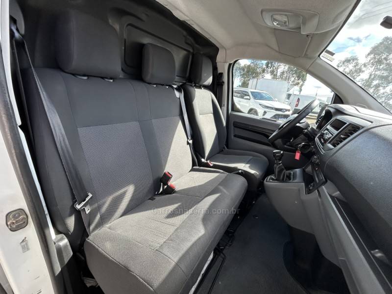 PEUGEOT - EXPERT - 2020/2021 - Branca - R$ 135.000,00