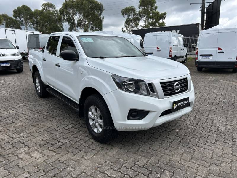 NISSAN - FRONTIER - 2021/2022 - Branca - R$ 140.000,00