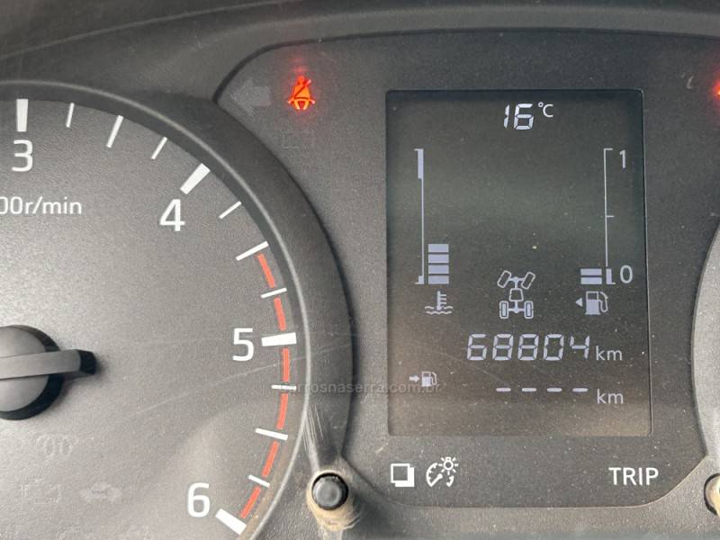 NISSAN - FRONTIER - 2021/2022 - Branca - R$ 140.000,00