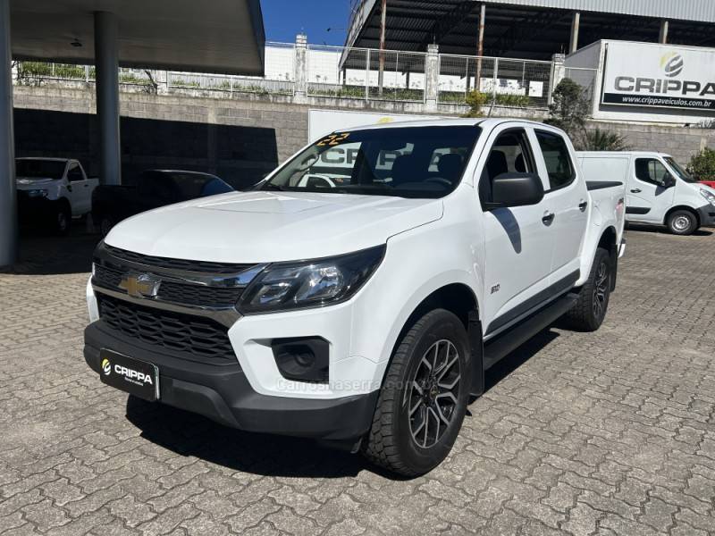 CHEVROLET - S10 - 2022/2022 - Branca - R$ 135.000,00