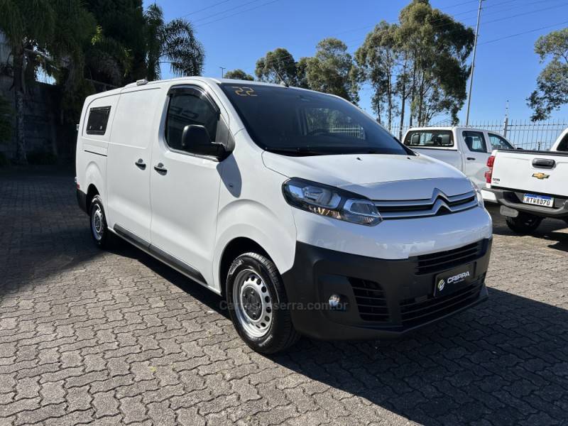 CITROËN - JUMPY - 2021/2022 - Branca - R$ 125.000,00