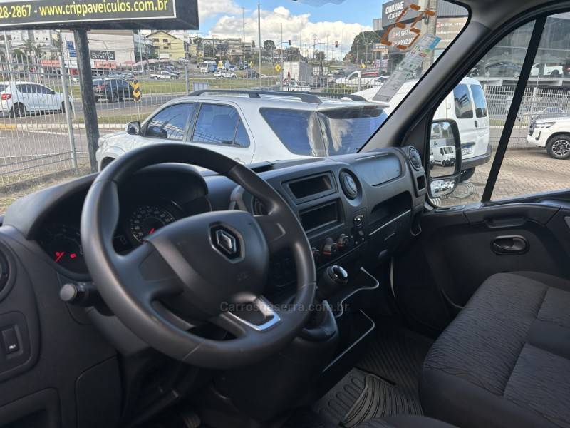 RENAULT - MASTER - 2022/2023 - Branca - R$ 198.000,00