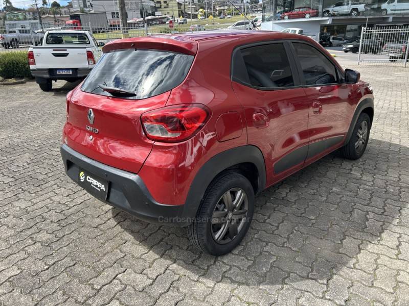 RENAULT - KWID - 2021/2022 - Vermelha - R$ 42.000,00